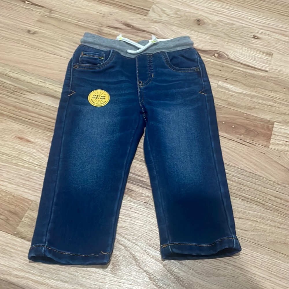 Cat and Jack jeans soft and stretchy 18m